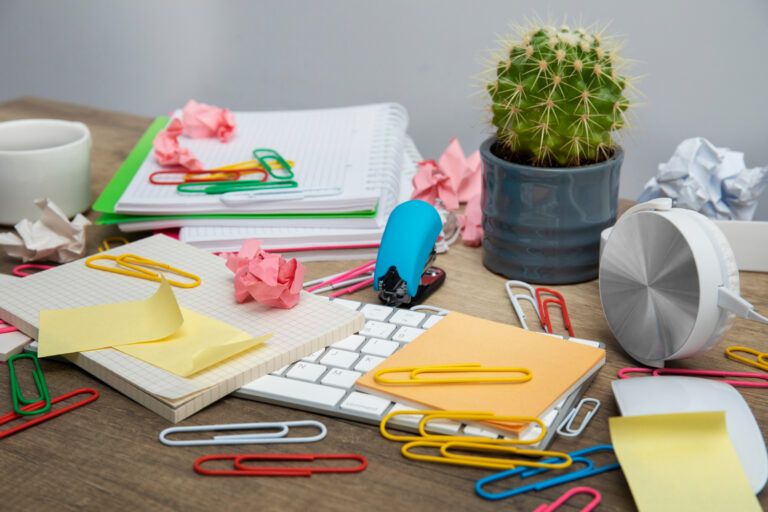 🌿 Hábitos con sentido: cómo dejar de sobrevivir en modo multitasking